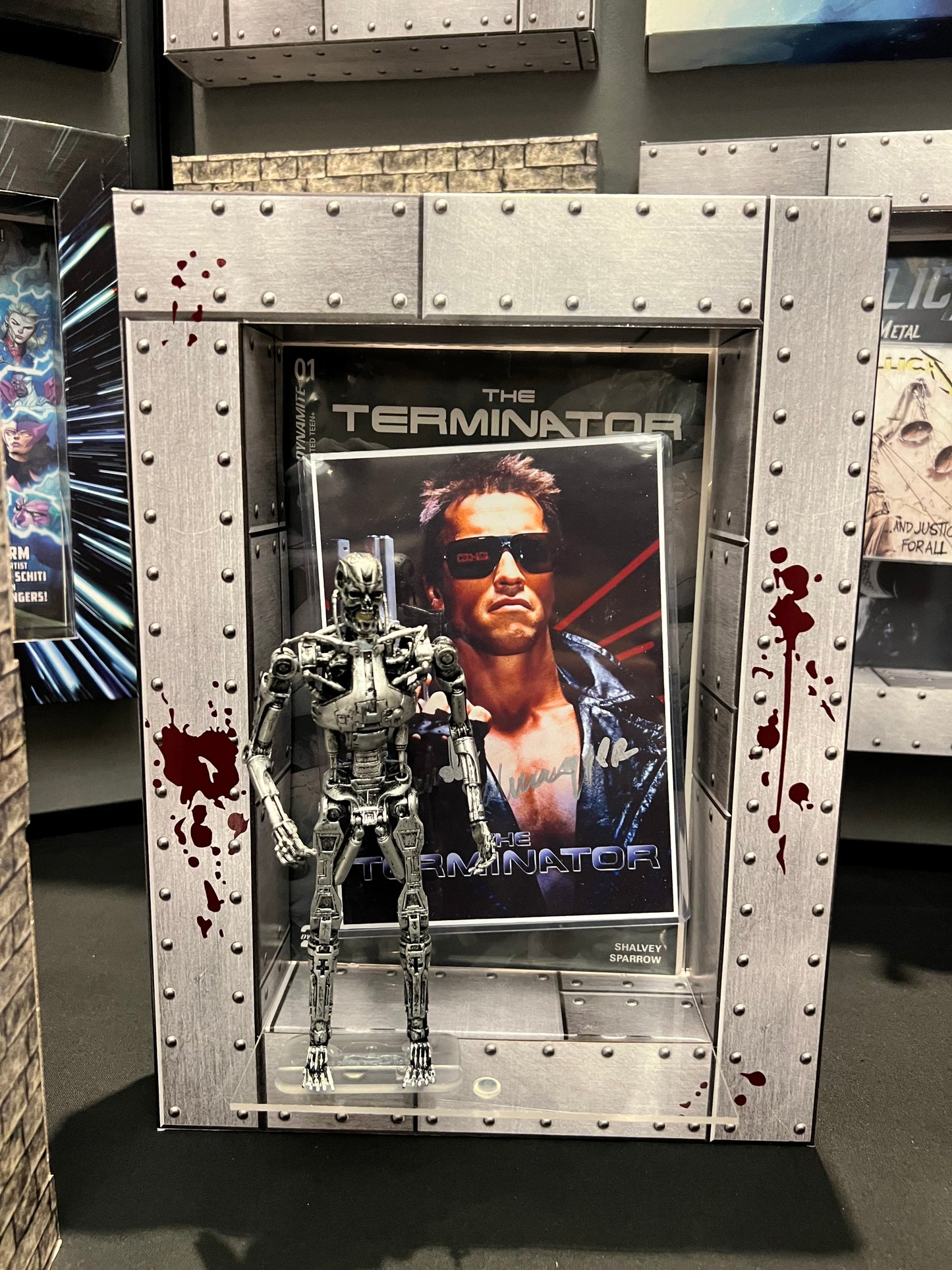 Photo Autograph Kit: Steel Containment